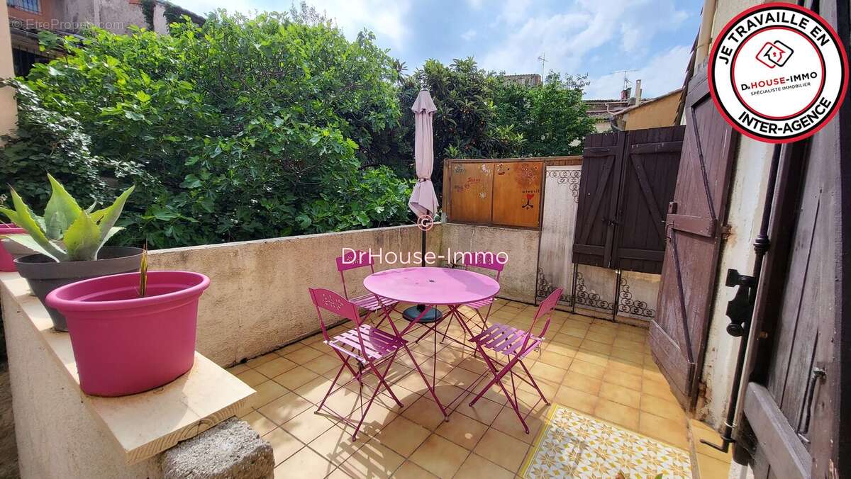 Appartement à LE LUC