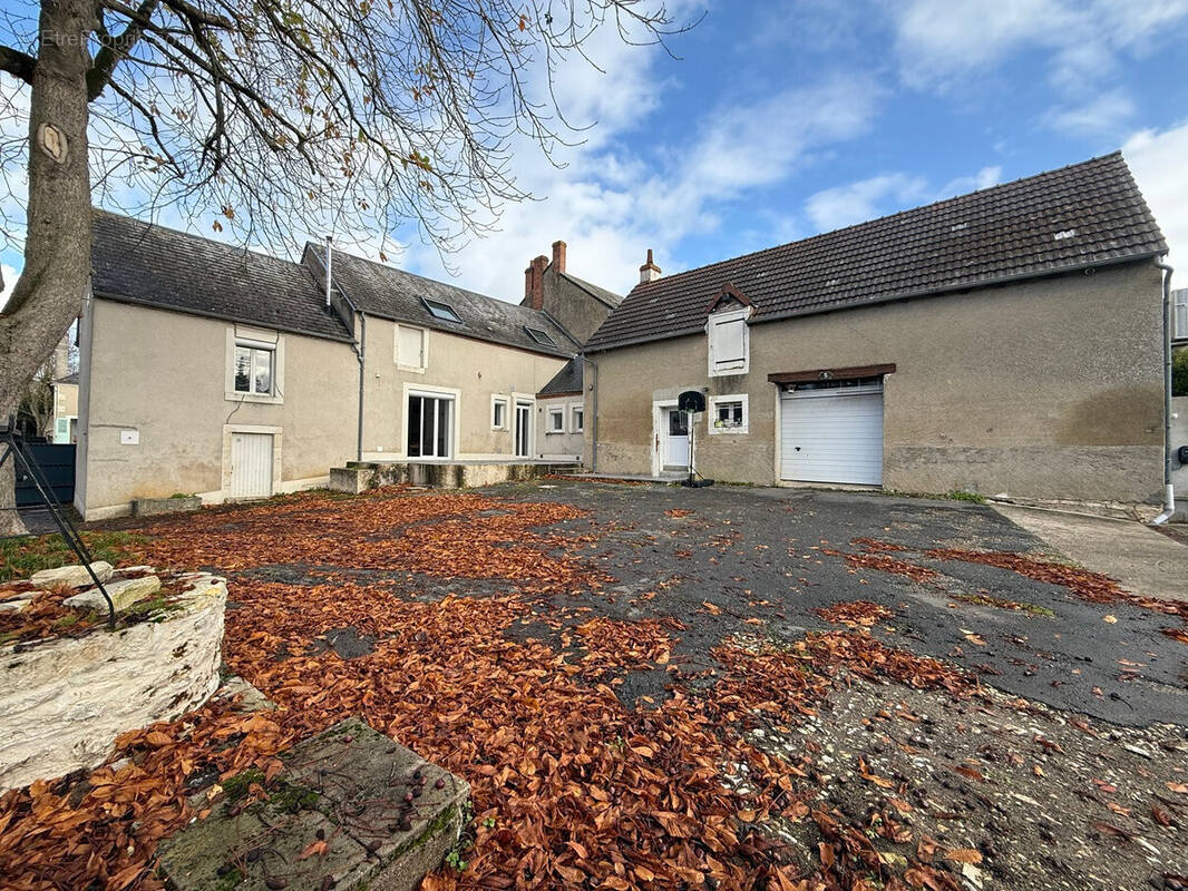 Maison à SAINT-AMBROIX