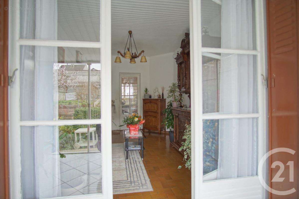 Maison à BONNEUIL-SUR-MARNE