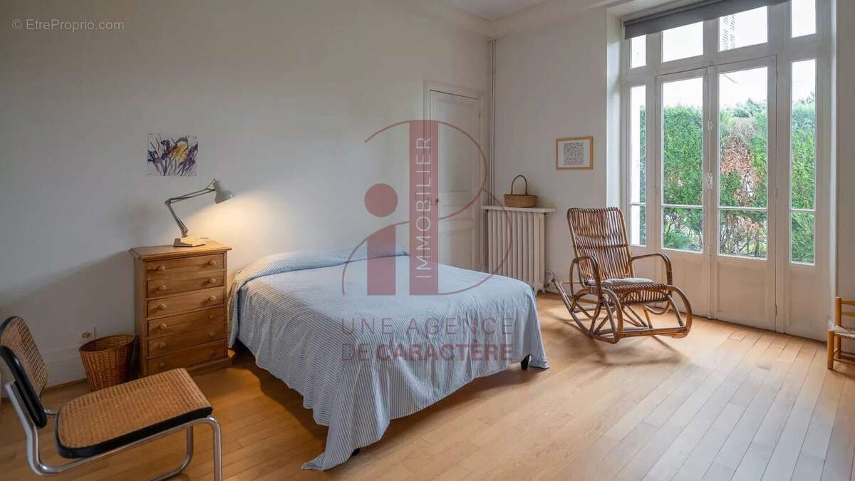 Appartement à FONTAINEBLEAU