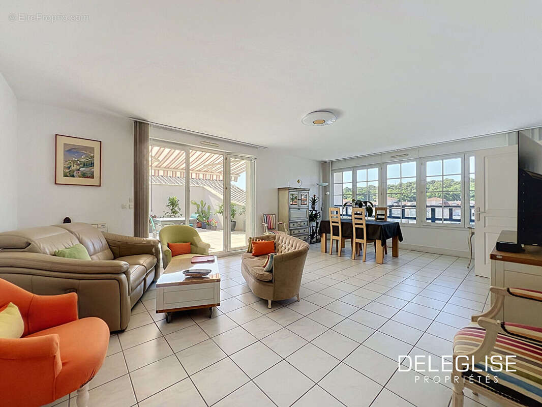 AppartementT4  avec terrasse de 45m² - dernier étage - Arcachon Centre - photo 3