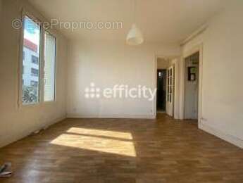 Appartement à CHOISY-LE-ROI