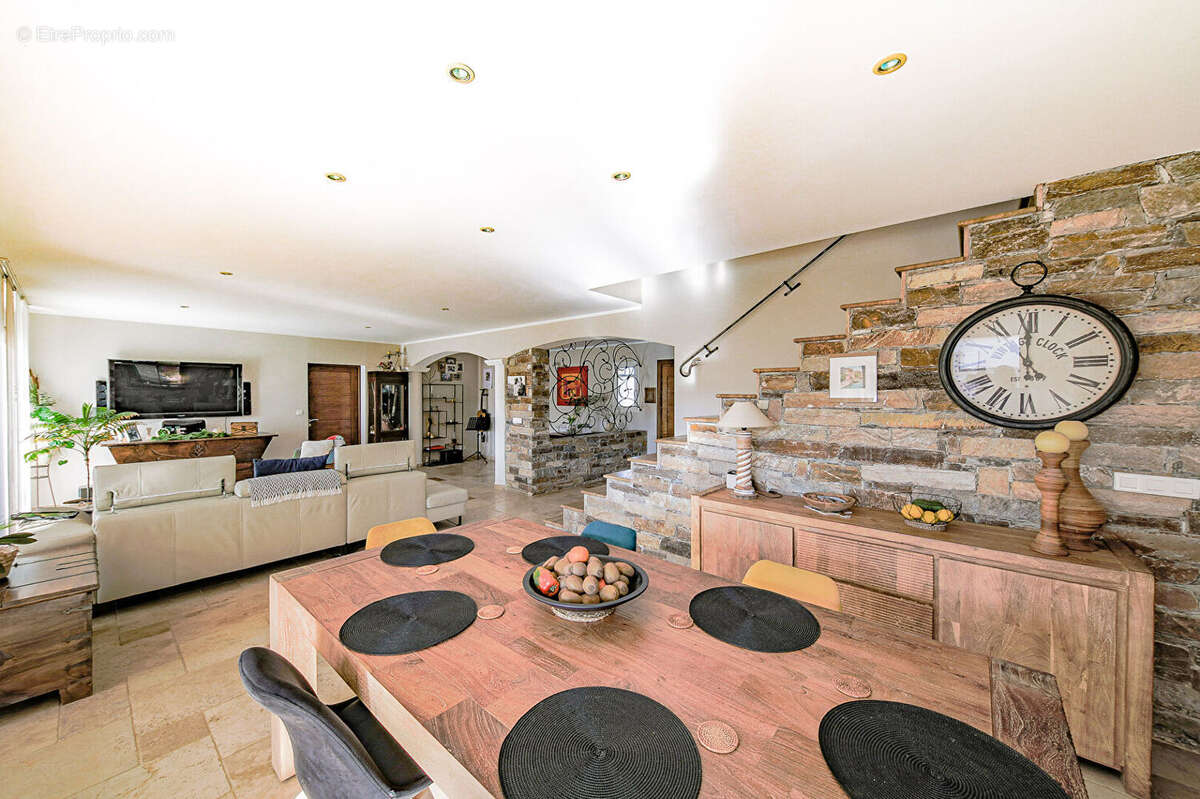 Villa Borgo 5 pièces 160 m2 - photo 5