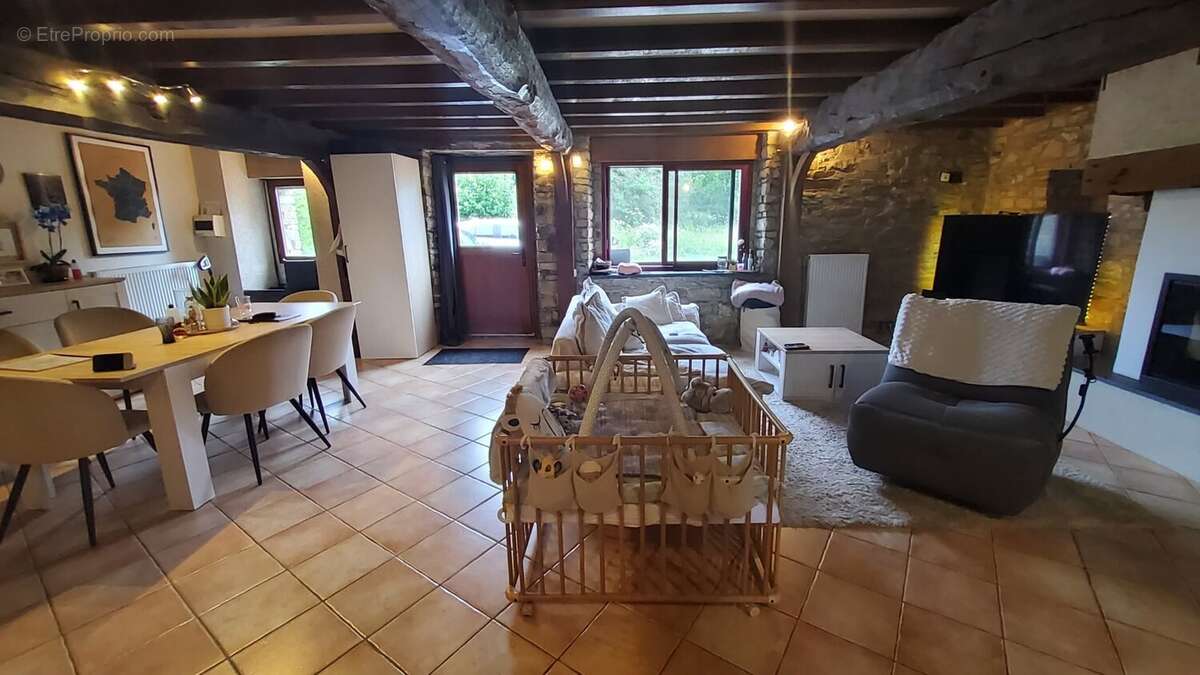 Maison à LA DOMINELAIS