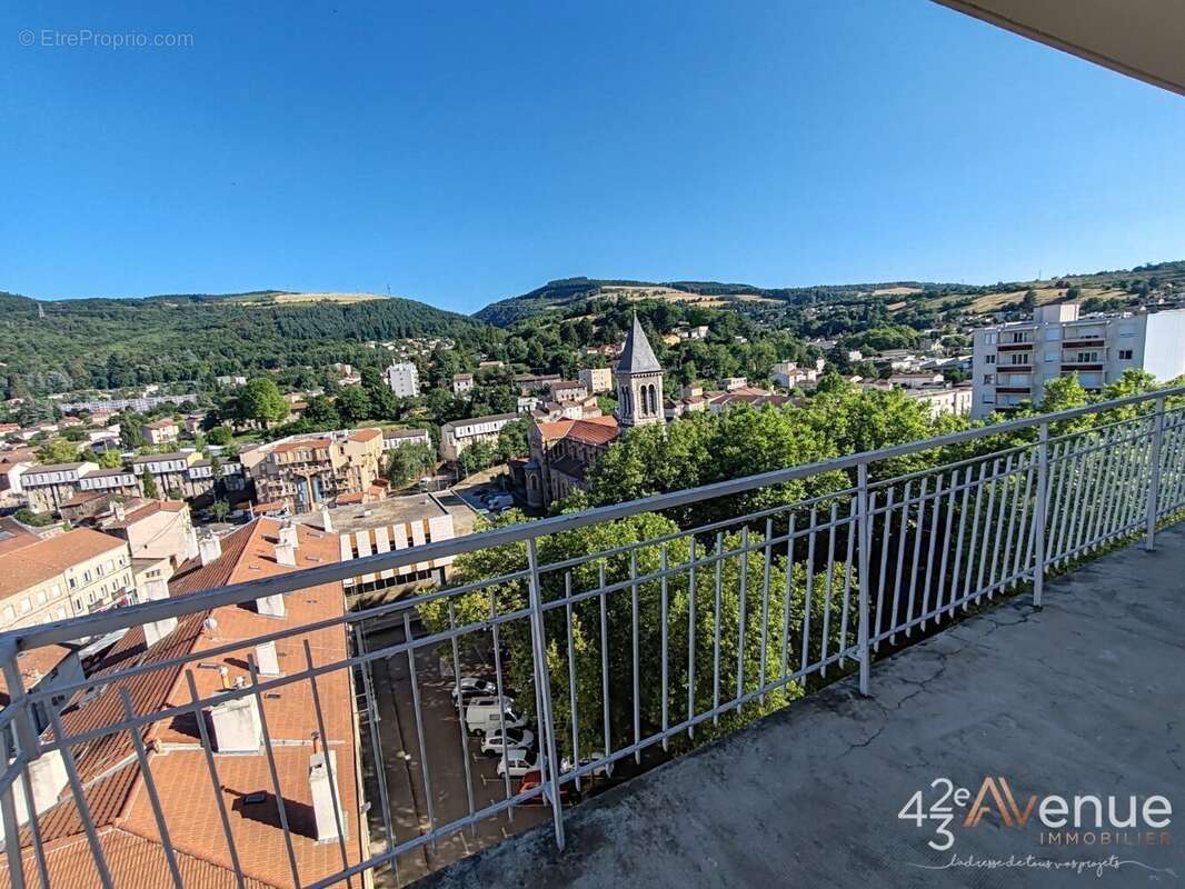 Appartement à SAINT-ETIENNE