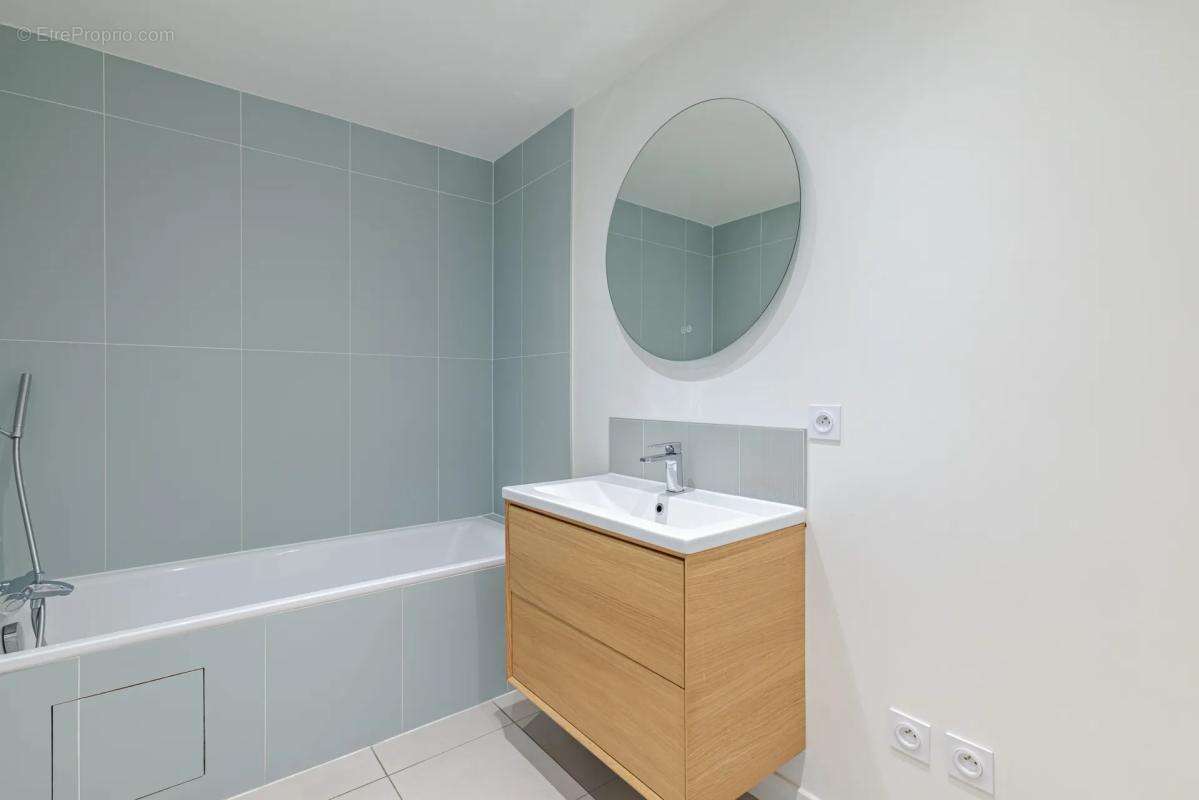 Appartement à LE PERREUX-SUR-MARNE