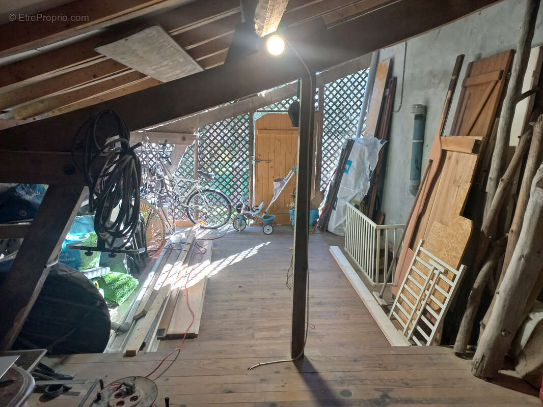 Maison à TRIE-SUR-BAISE