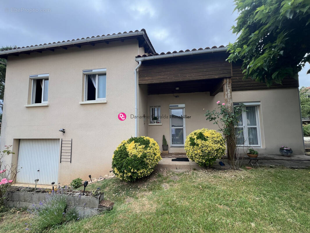Maison à FIGEAC