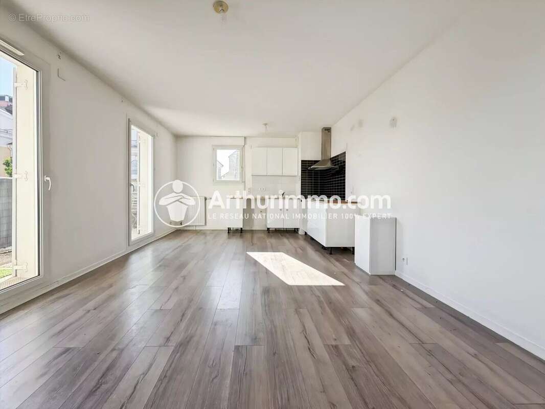 Appartement à TIGERY