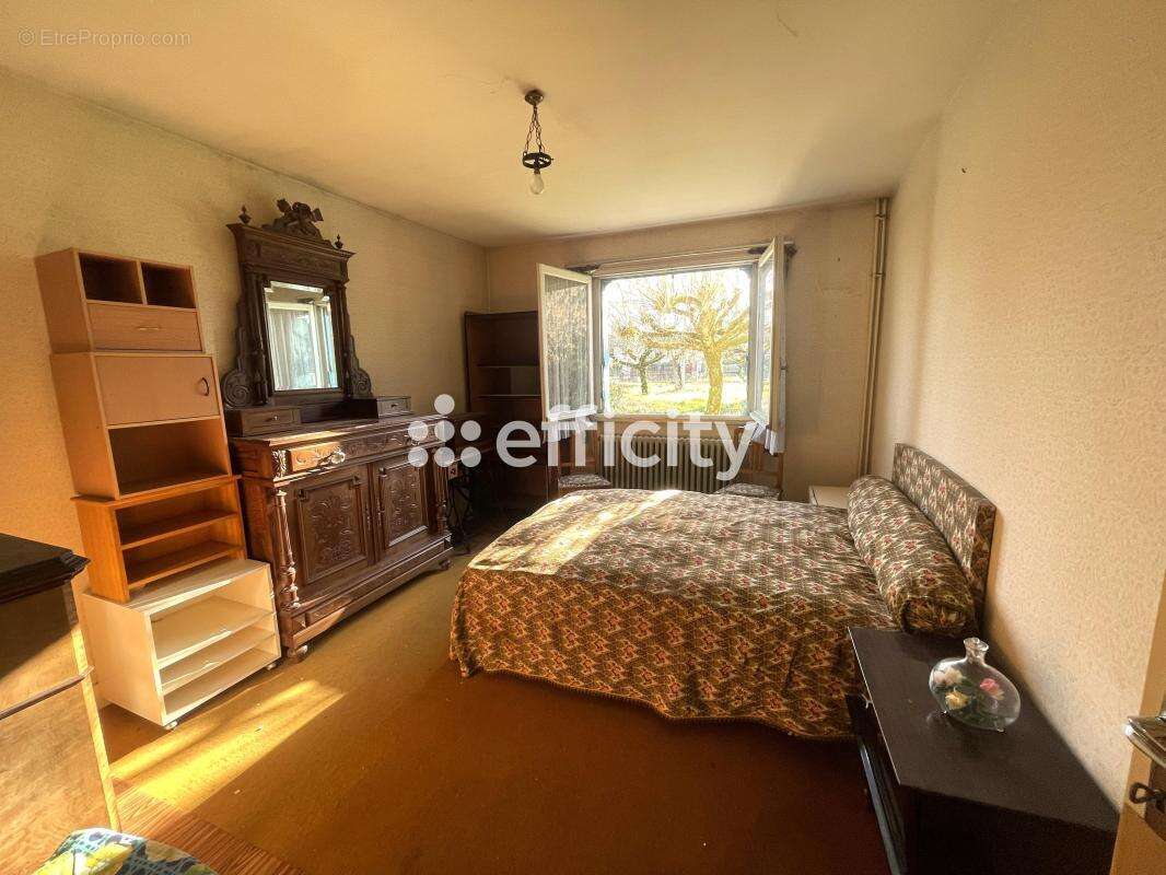 Maison à MARTIGNAS-SUR-JALLE