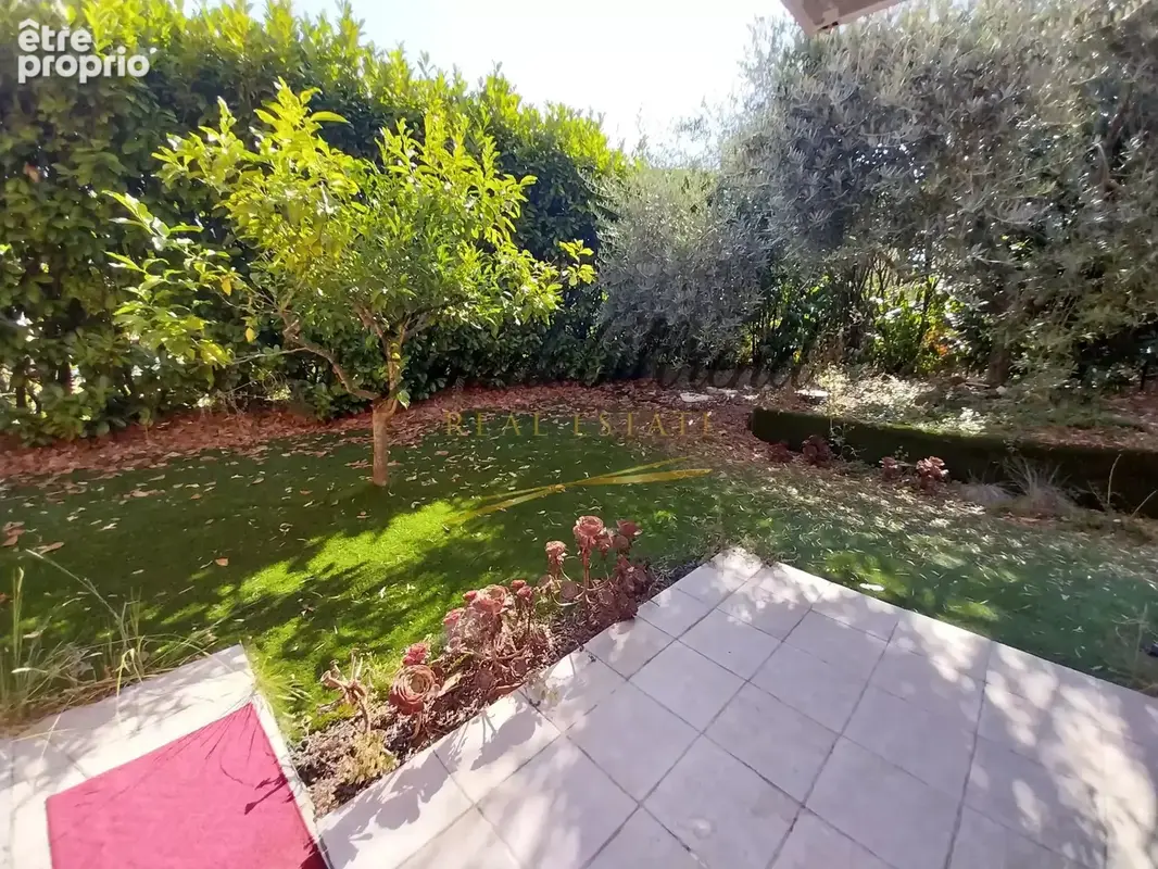 Exclusivite !! menton borrigo - spacieux trois pieces avec grande terrasse/jardin - photo 10