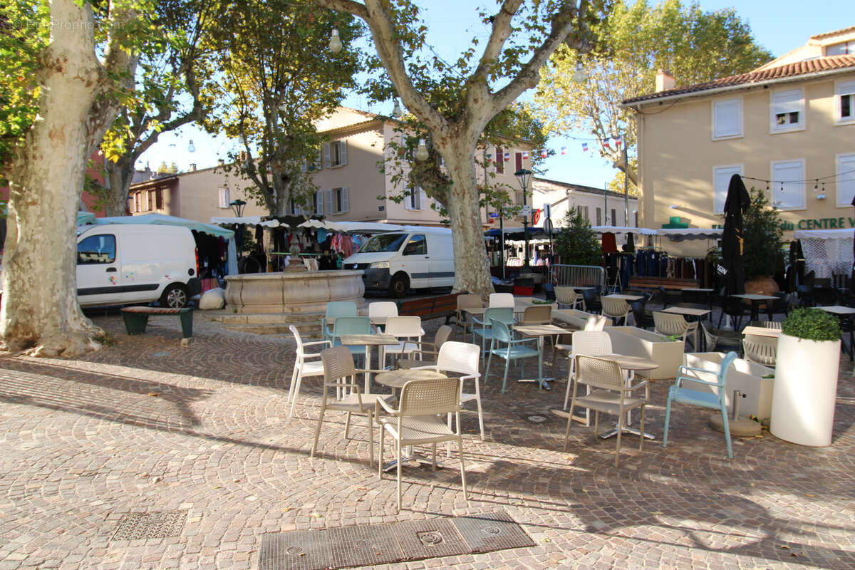 Commerce à LA GARDE