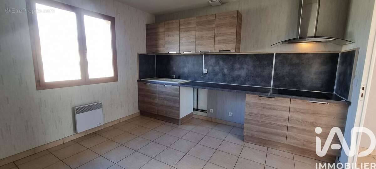 Photo 3 - Maison à COUTRAS