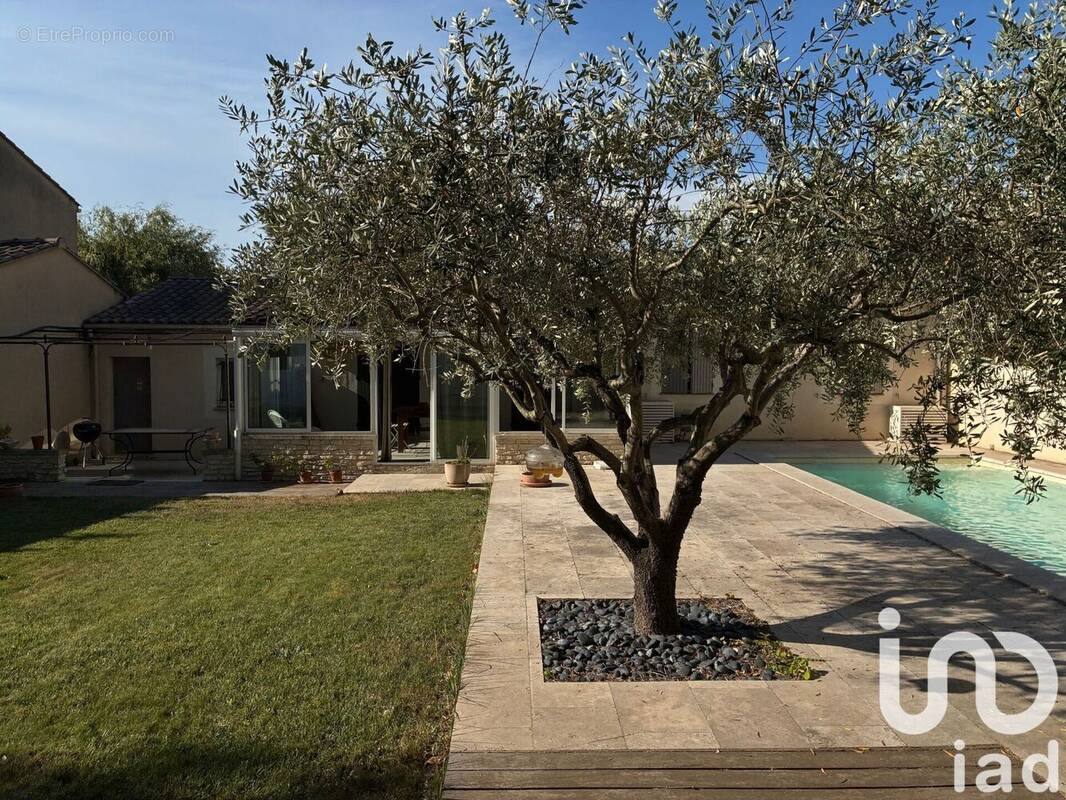 Photo 1 - Maison à SAINT-REMY-DE-PROVENCE