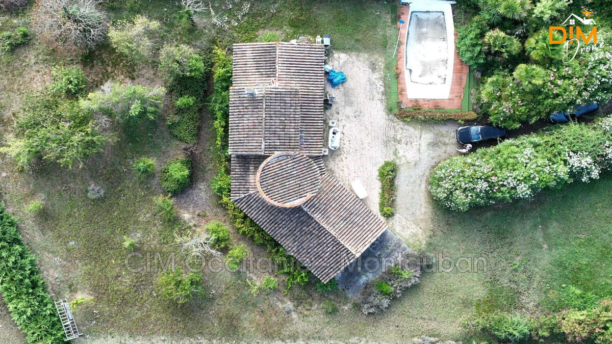 Maison à VILLENEUVE-LES-BOULOC