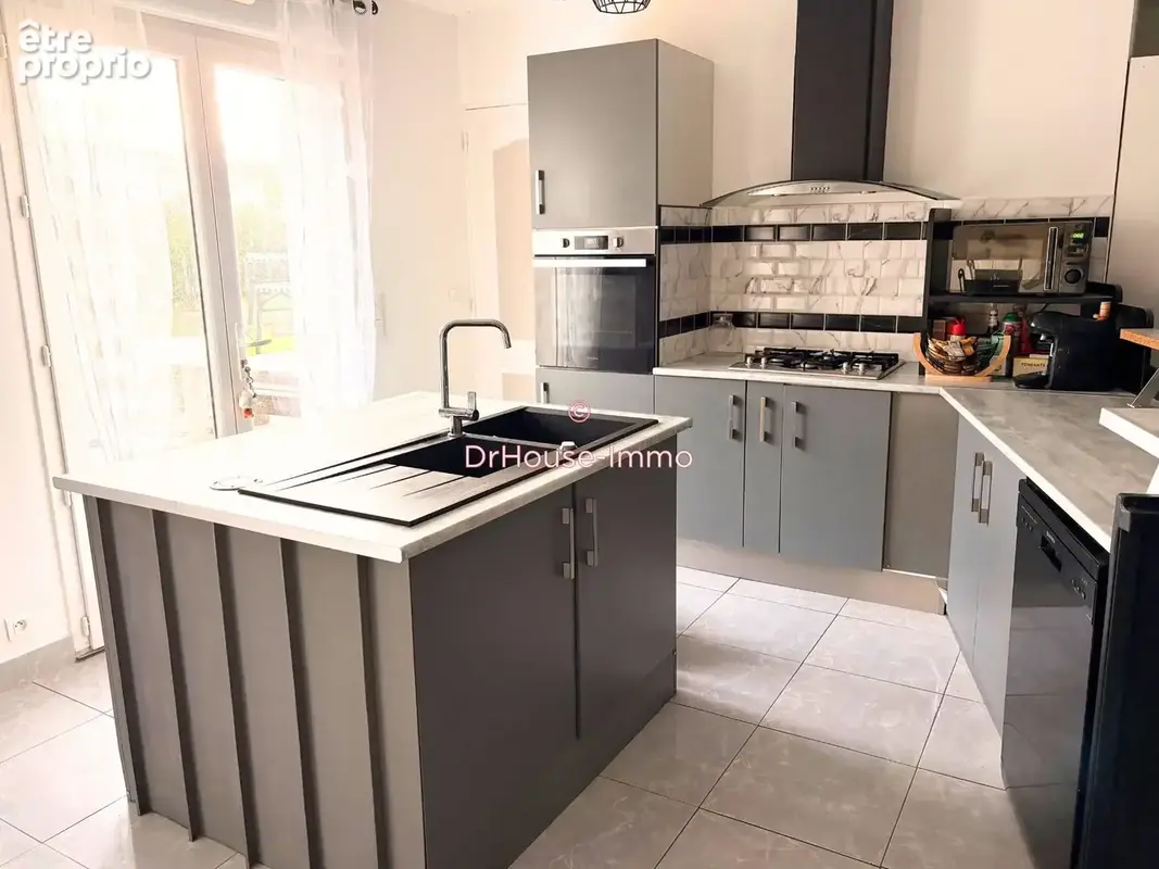 Maison 5 pièces 124 m² à vendre à Frossay (44320) - photo 4