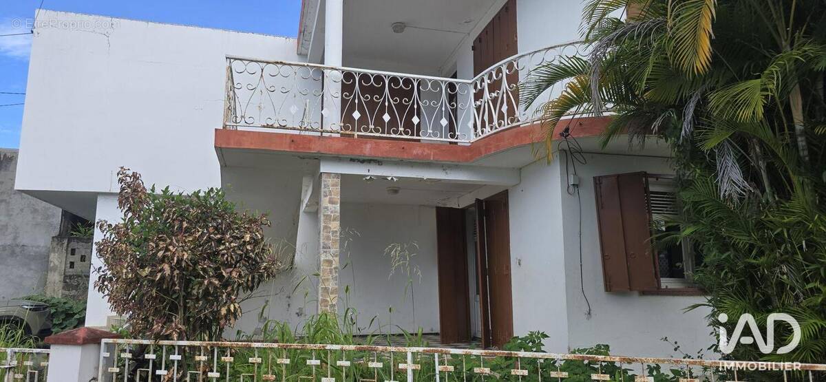 Photo 1 - Maison à BASSE-TERRE