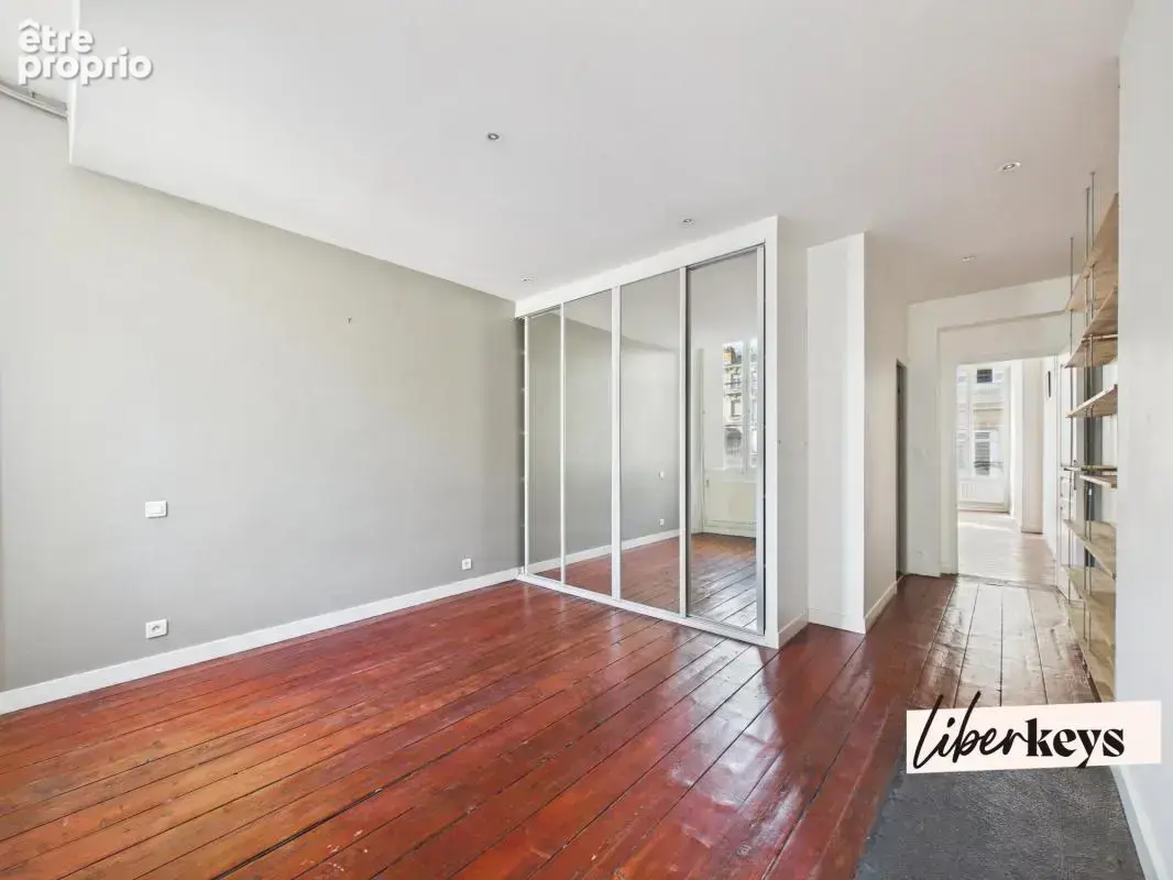 Appartement 2 pièces Traversant de 60 m² –  Pey Berland Hypercentre - photo 9