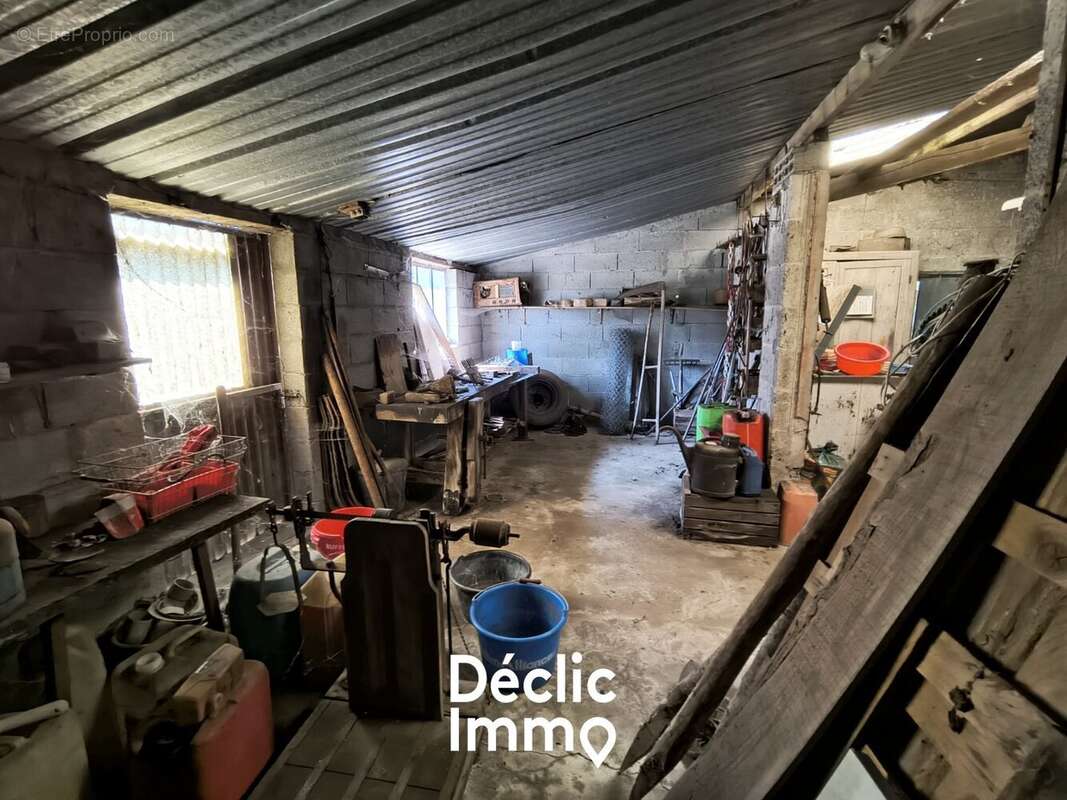 Ancienne forge de charme avec un potentiel brut. - photo 4