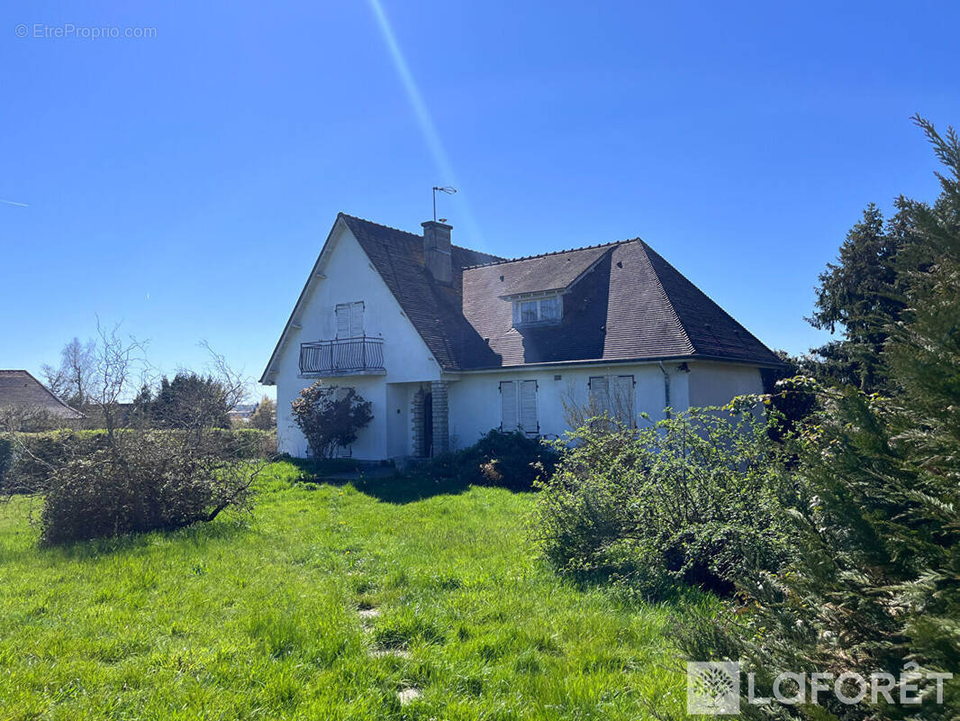 Maison à SAINT-SULPICE-SUR-RISLE