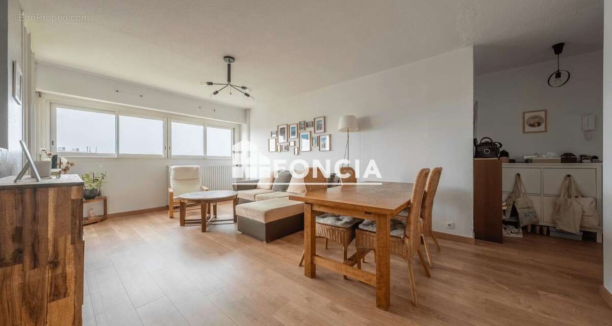 Appartement à TALENCE