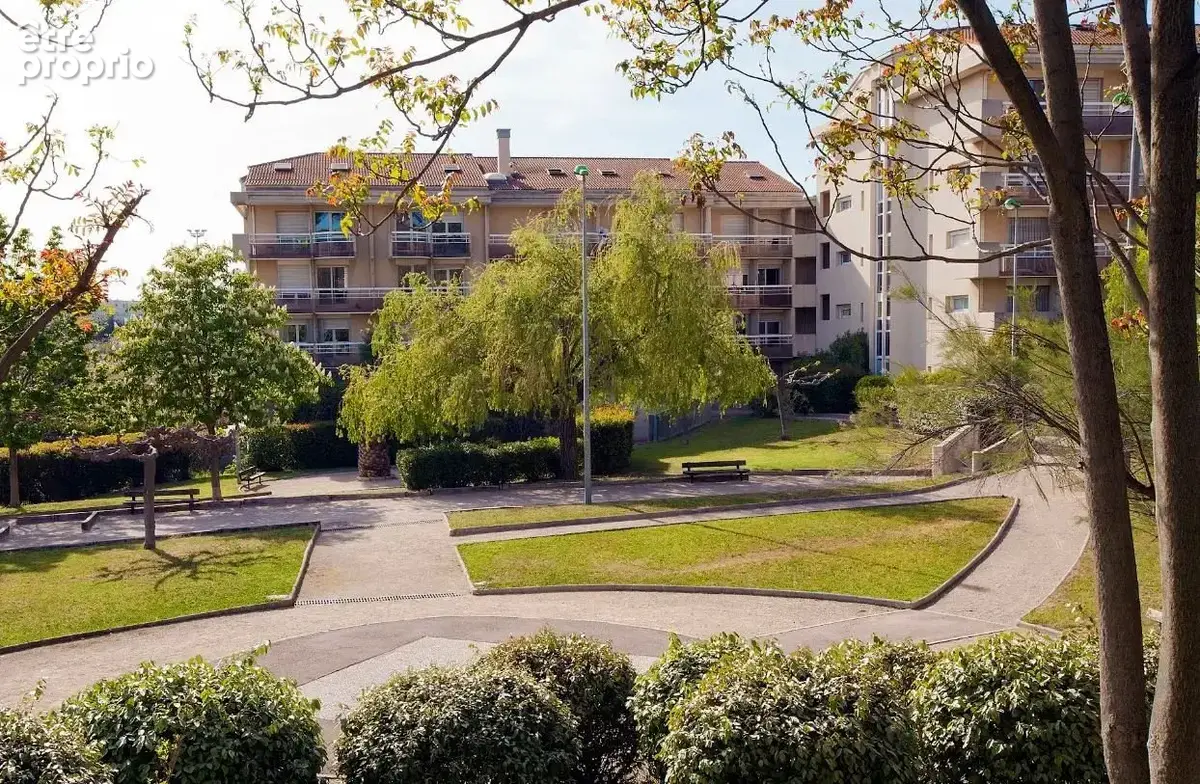 INVESTISSEMENT LOCATIF  MARSEILLE  Résidence Etudiante Les Estudines Saint Jérôme - 6.84% de rentabilité - photo 8