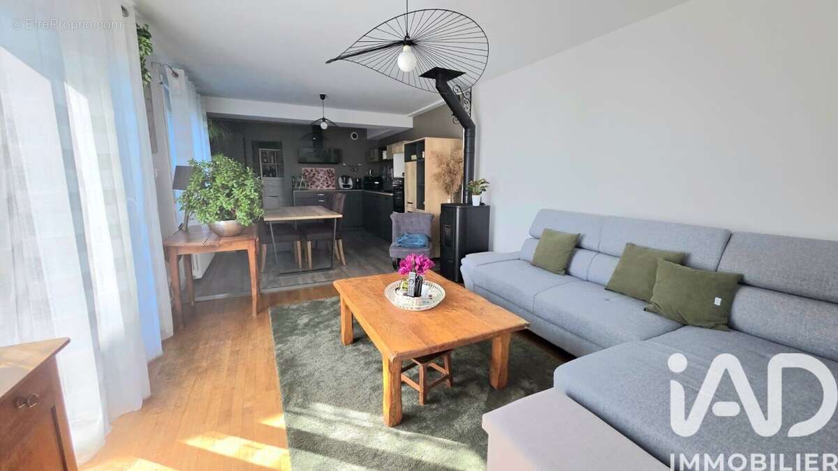 Maison 158 m² à Plumelec  - photo 3