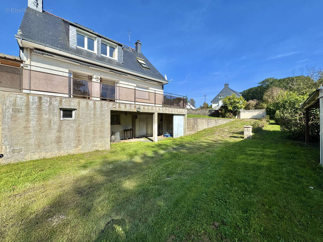 Maison à GUEMENE-SUR-SCORFF