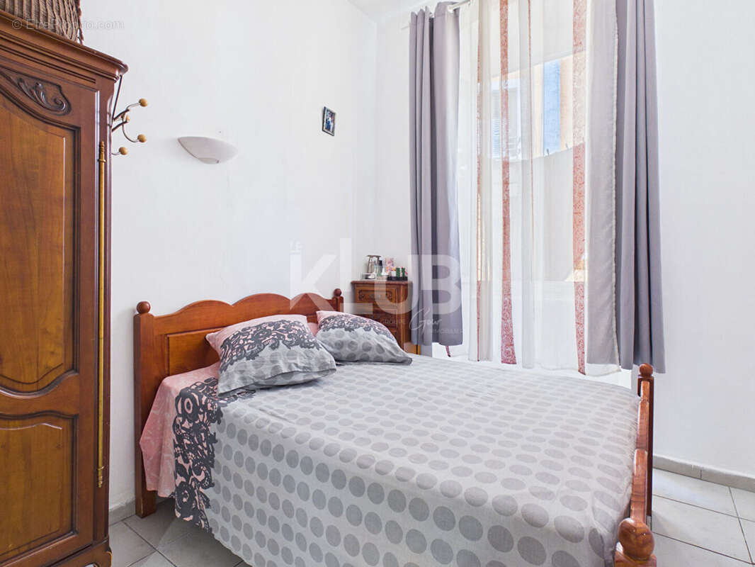 Appartement T3 de 65 m2 au centre-ville de BASTIA - photo 7