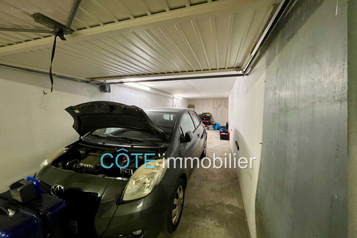Parking à ANTIBES