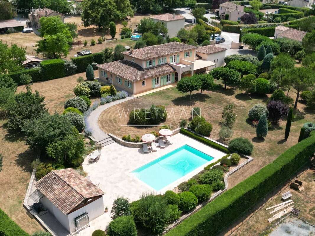 Maison à CALLIAN