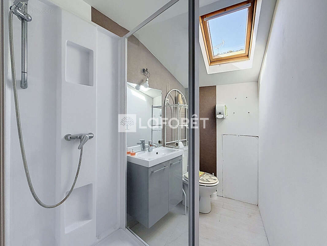 Immeuble Doué La fontaine (centre ville) - photo 9