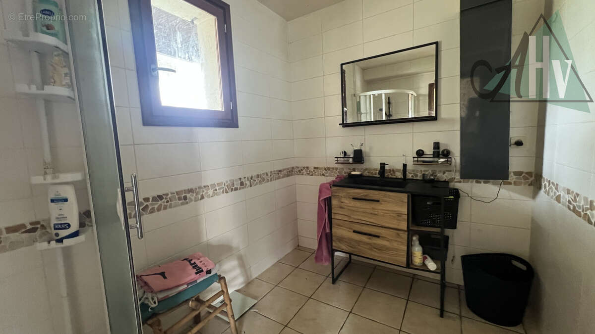 77 - Voulx, maison 7 pièces, 177 m2 environ, jardin 1 916 m2 - photo 7