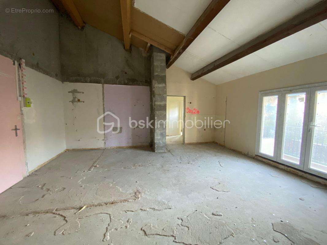 Appartement à SAINT-CHRISTOL