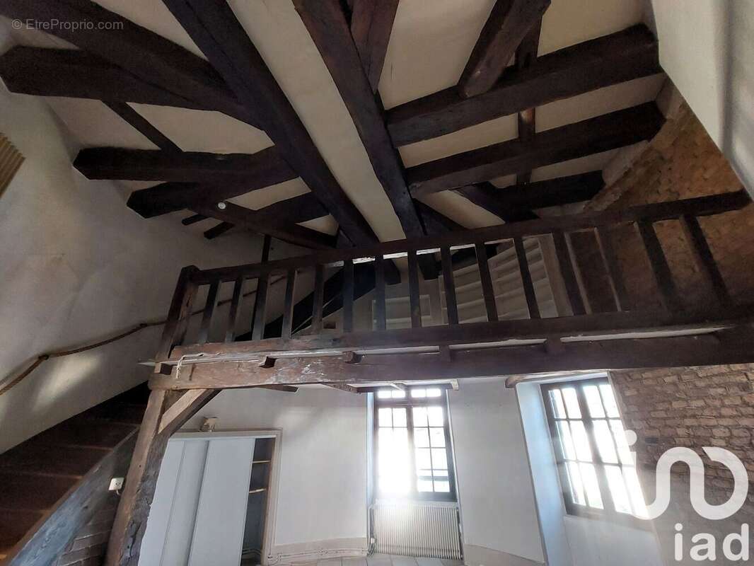 Photo 8 - Appartement à CHALON-SUR-SAONE