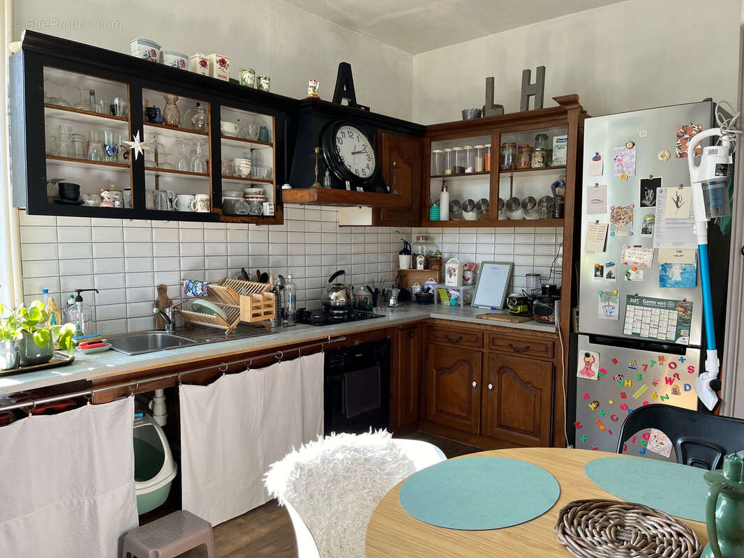 Coussac Bonneval Maison du bourg ; 3 pièces sur sous-sol, jardin, vues et proches commerces - photo 3
