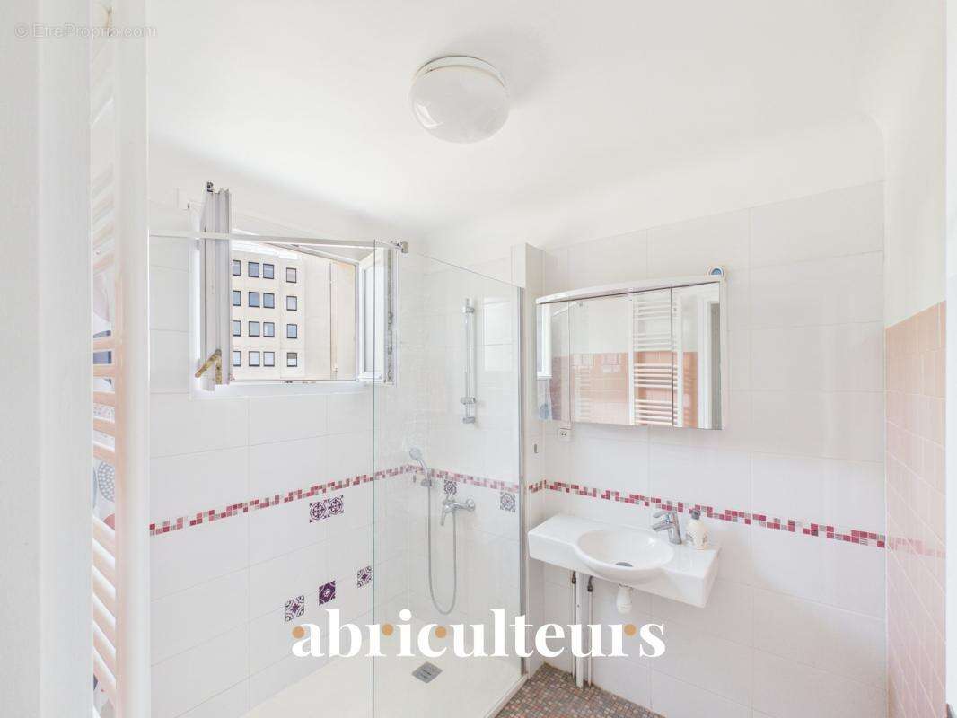 Maison familiale avec jardin de 560 m² en vente à Meaux 77100 - photo 10