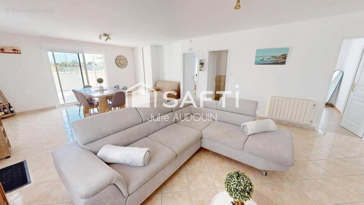 Photo 2 - Maison à PORT-DES-BARQUES