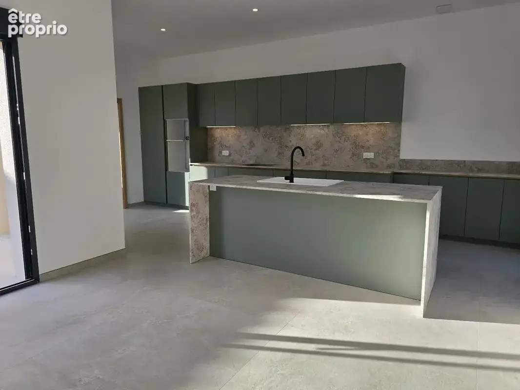 Balaruc-les-bains  villa contemporaine avec piscine & vue étang de thau - photo 5