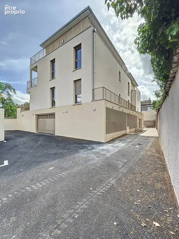T4 en rez-de-jardin avec terrasse et jardin   Confort et prestations de qualitél - photo 15