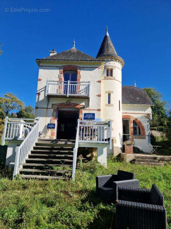 Maison de maitre des années 1900 avec dépendance en centre de bourg de l'ile aux moines - photo 3