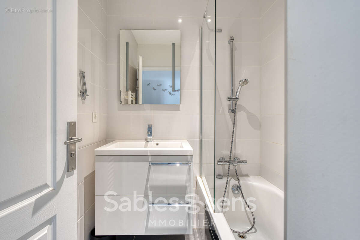 Appartement T2 sur la commune des Sables d'Olonne - photo 4