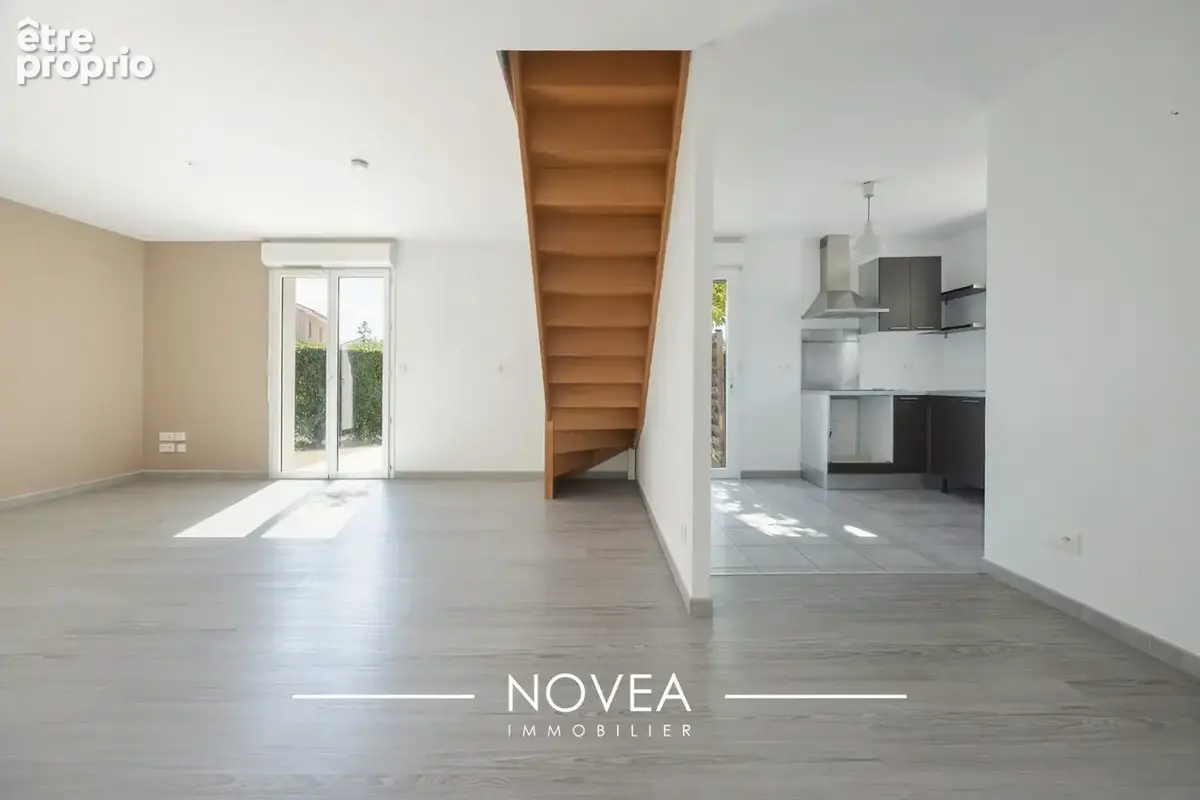 Maison 5 pièces 99 m² à vendre à Saint-Maurice-De-Beynost (01700) - photo 8