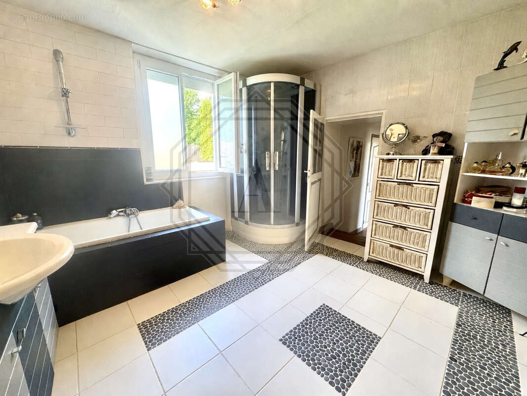 Maison à L'ISLE-ADAM
