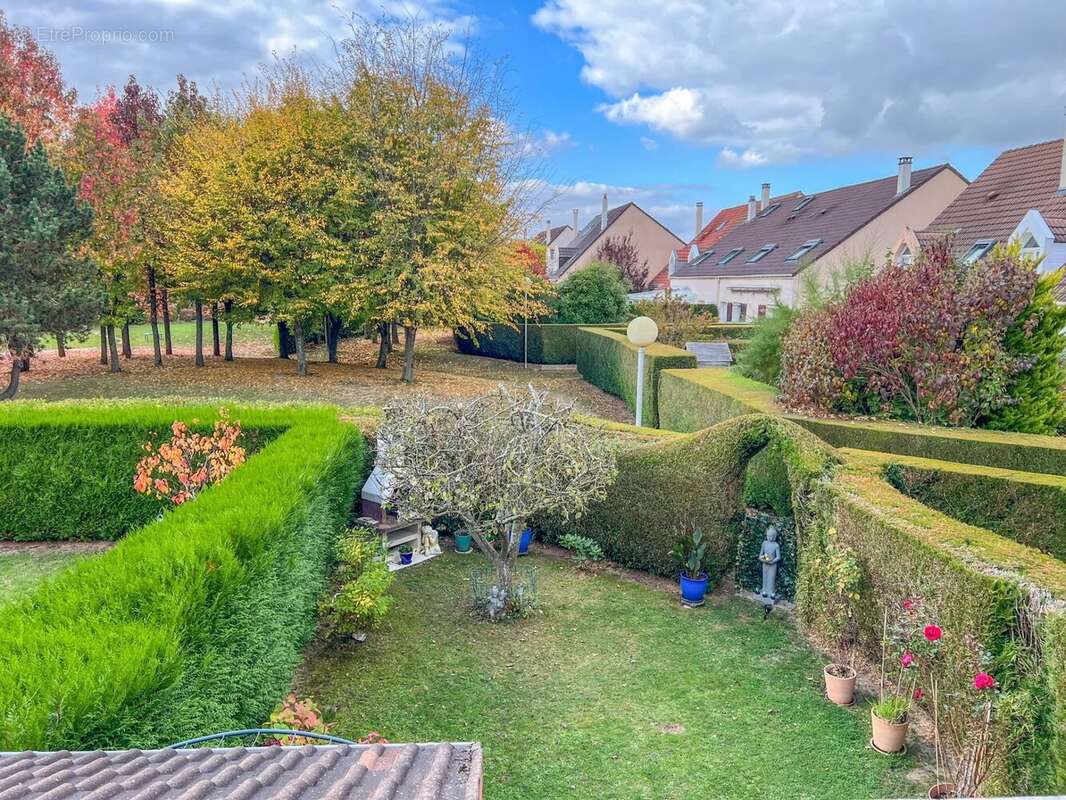 Maison à MONTIGNY-LE-BRETONNEUX