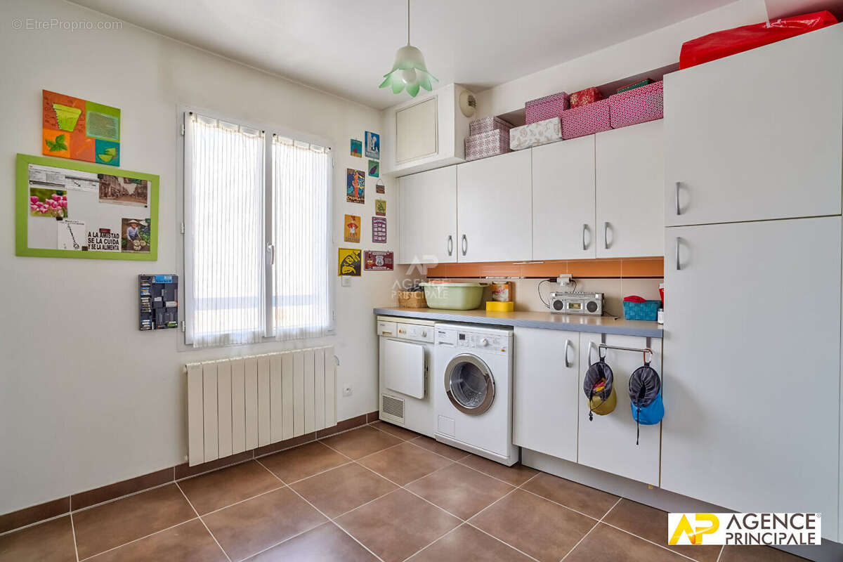 Appartement à MAISONS-LAFFITTE