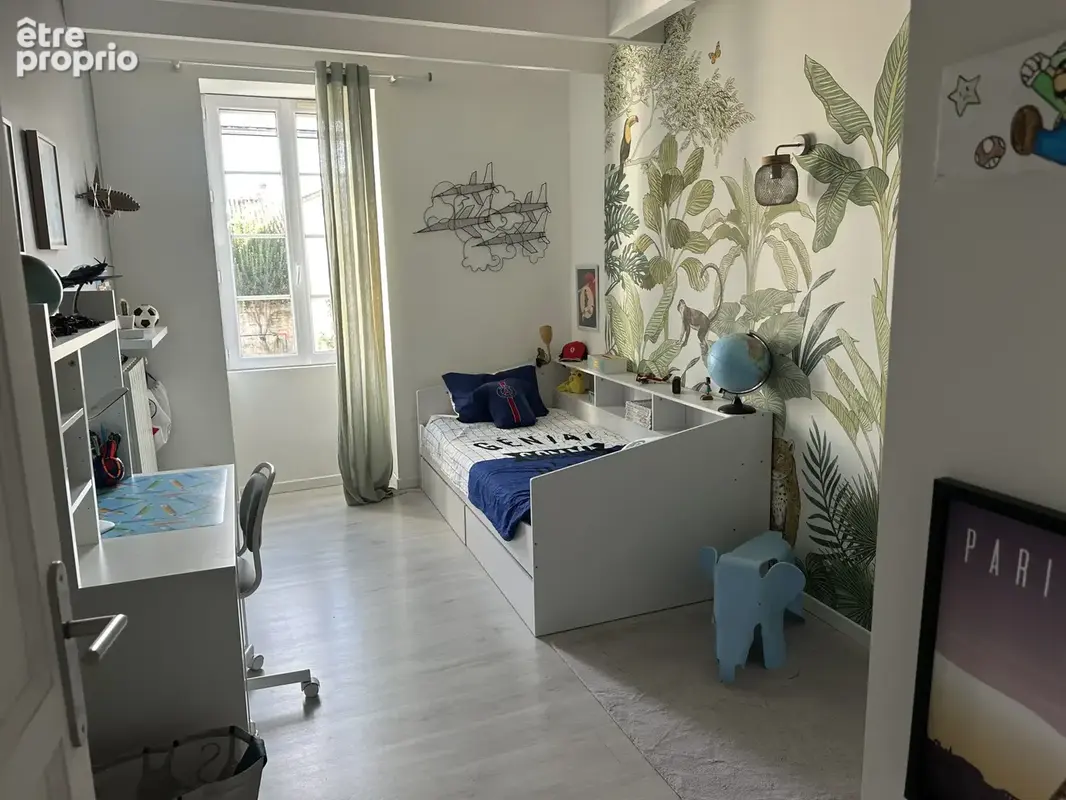 Houlette, superbe maison charentaise de 300m2 rénovée avec goût. - photo 11
