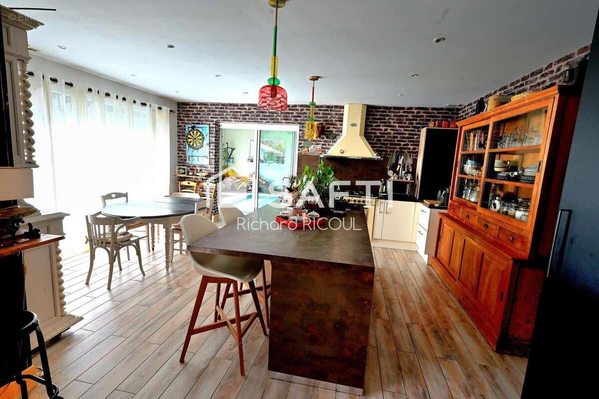 Maison 196 m² à Cabourg  - photo 8