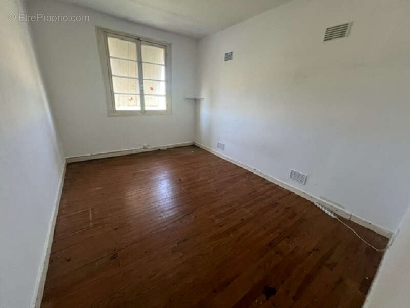 Maison 108 m² à Aiguillon  - photo 7