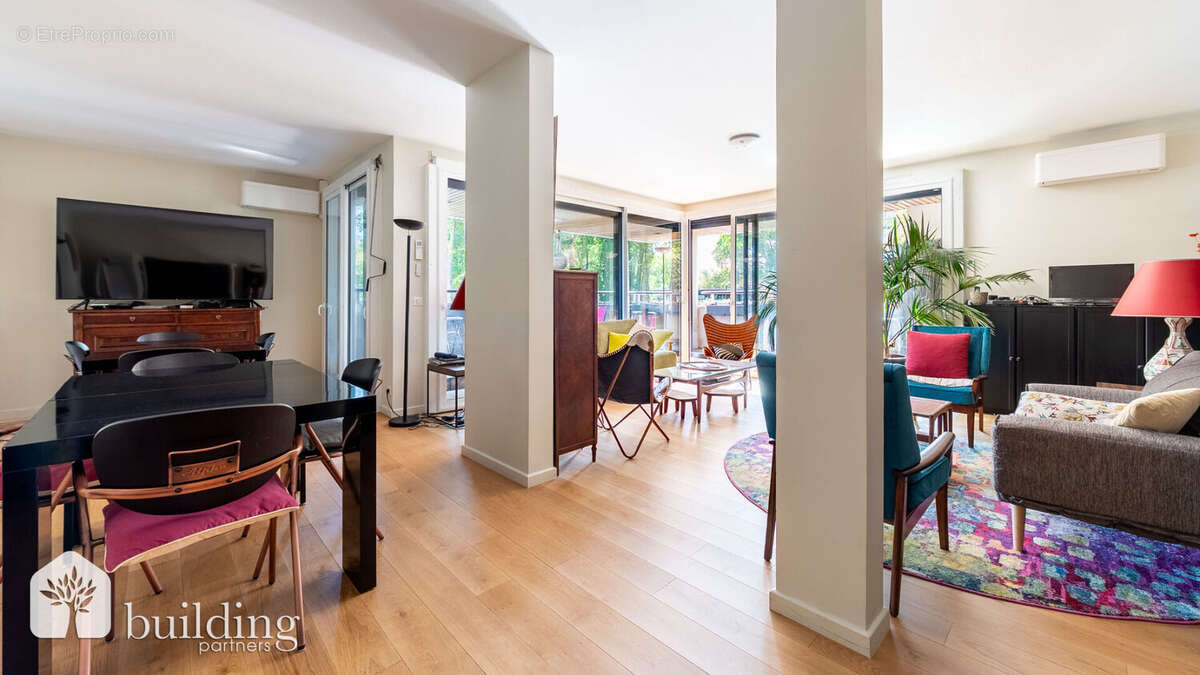 Appartement à LEVALLOIS-PERRET